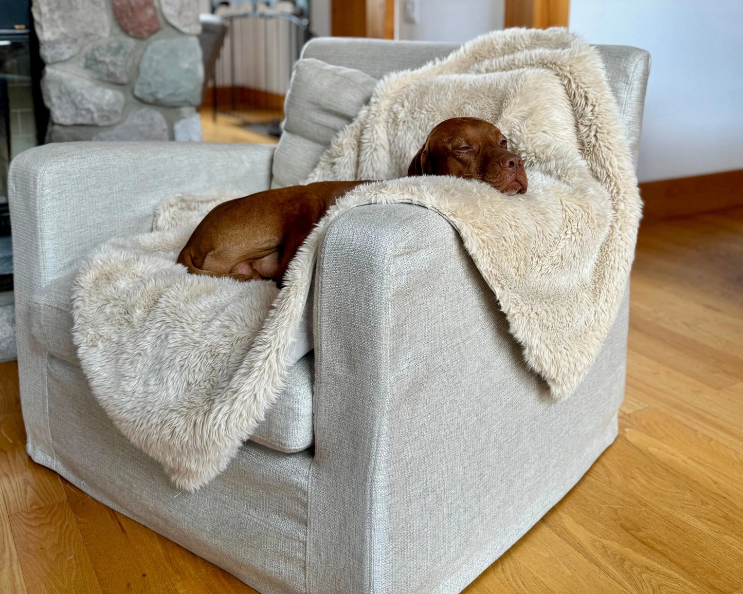 Luxurious Blanket Topper